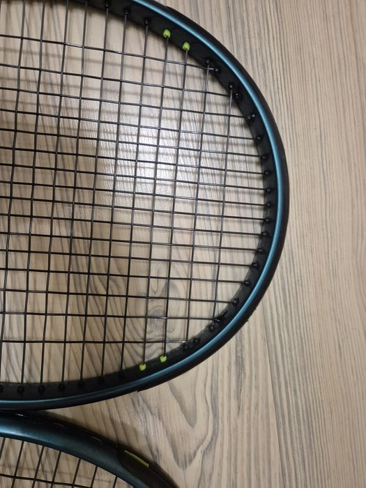 2 бр. Тенис ракети Wilson blade V9