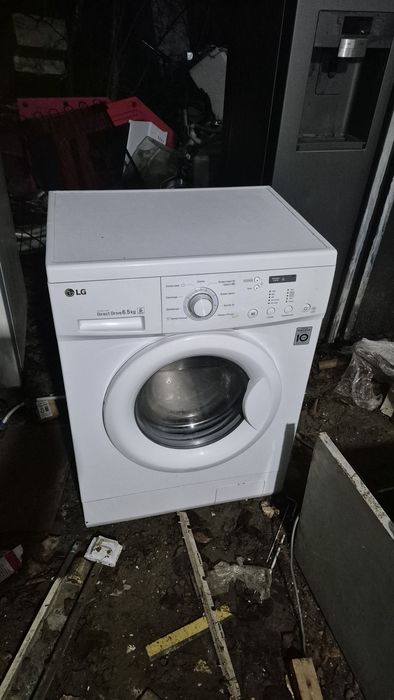 Стиральная машина LG  c прямой приводом с гарантией и доставкой