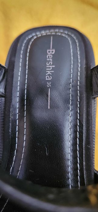 Босоножки Bershka,  36 размер ,оригинальные,новые.