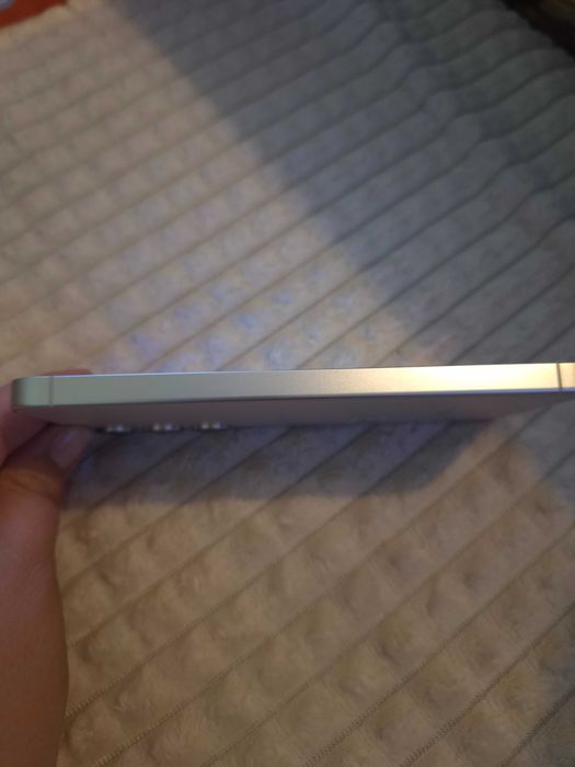Samsung Galaxy S24 256 GB – като нов, без забележки