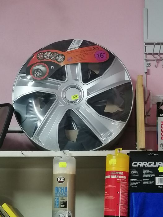 Capace pe 16,stare noua !