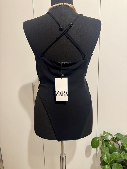 Body negru asimetric bretele subtiri din vascoza Zara marimea XS