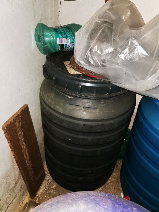 Butoaie plastic, bidoane