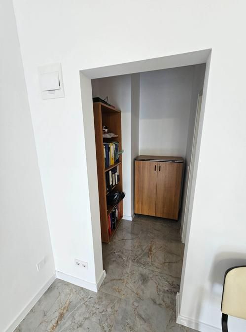 Дава се под наем Офис в София, Хладилника - 40 кв.м за 425 € - Снимка #2