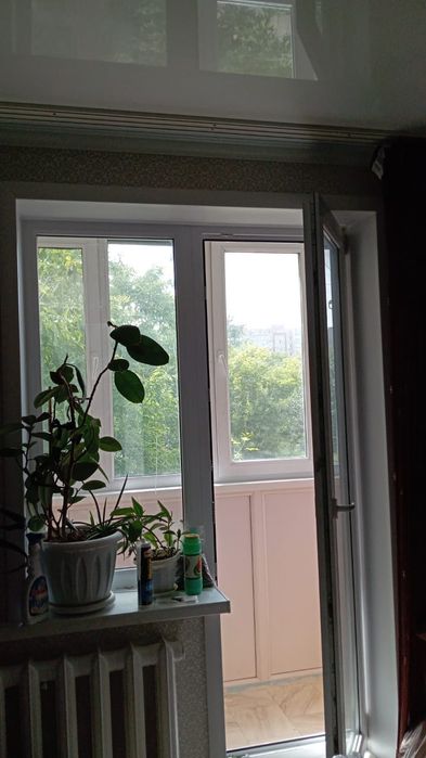 Продам 4хком. квартиру район Океана.