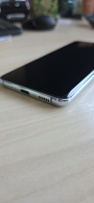 Samsung Galaxy S20 / G980F - 4G / 64Mpx / 128GB cu 8GB