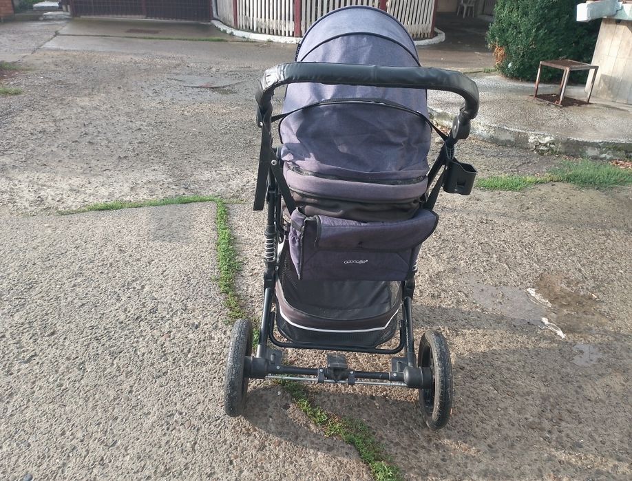Căruț bebeluș coccole