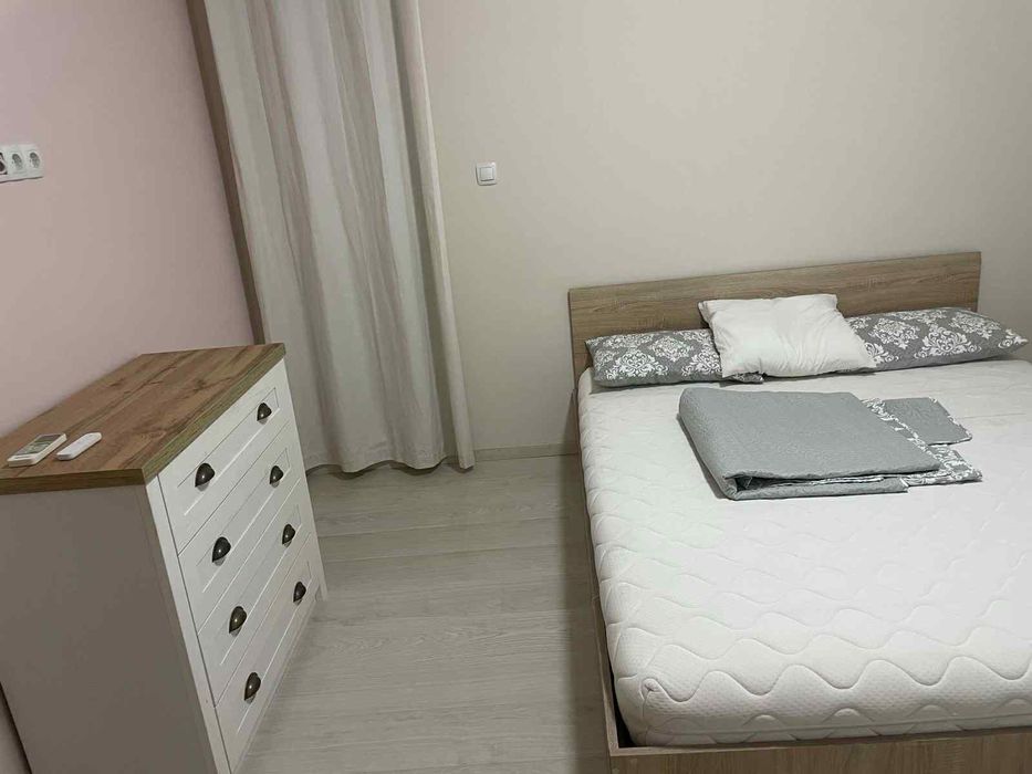 Дава се под наем Двустаен апартамент в Пловдив, Южен - 70 кв.м за 409 € - Снимка #1