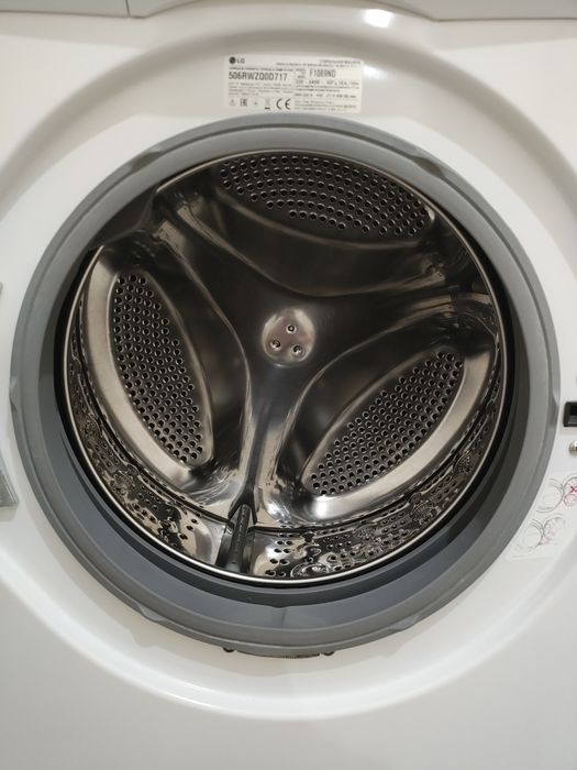 Продам стиральную машину