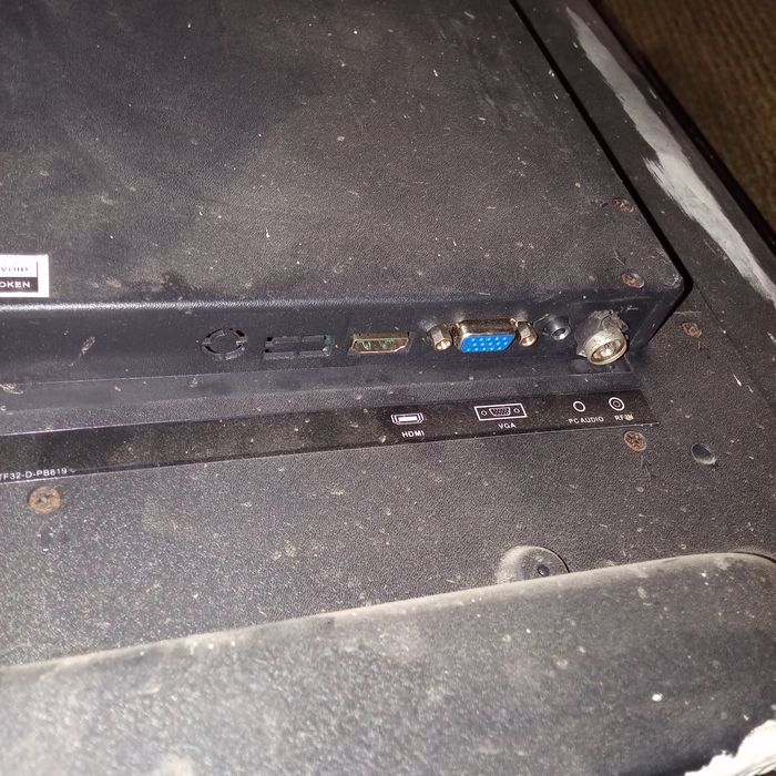 Телевизор на запчасти!