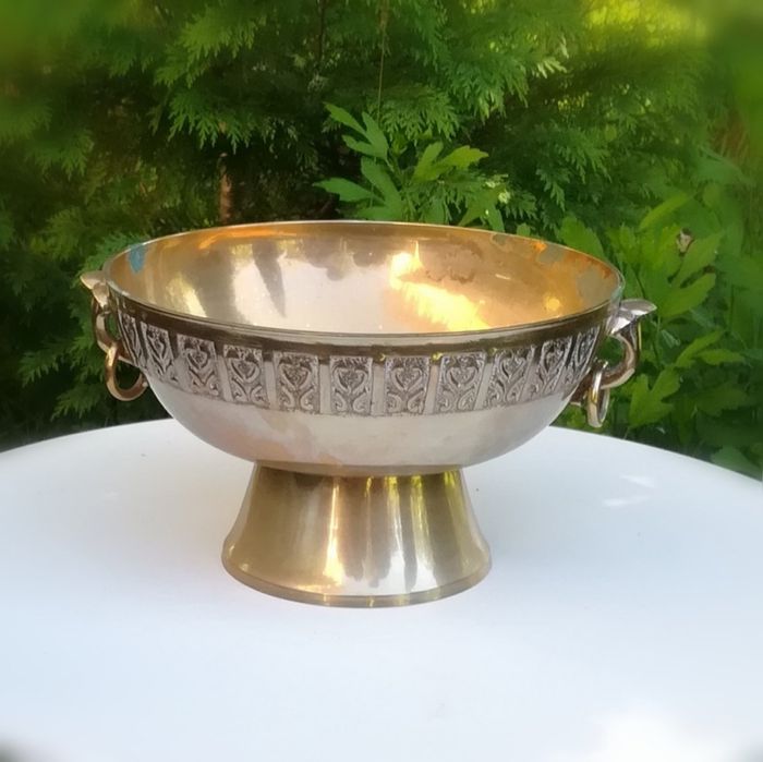 Посребрени и стъклени находки