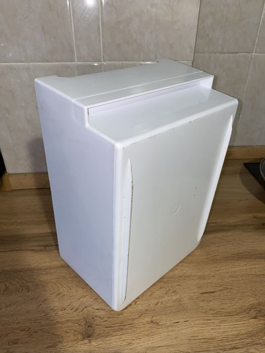 Ящик для холодильника или морозильника