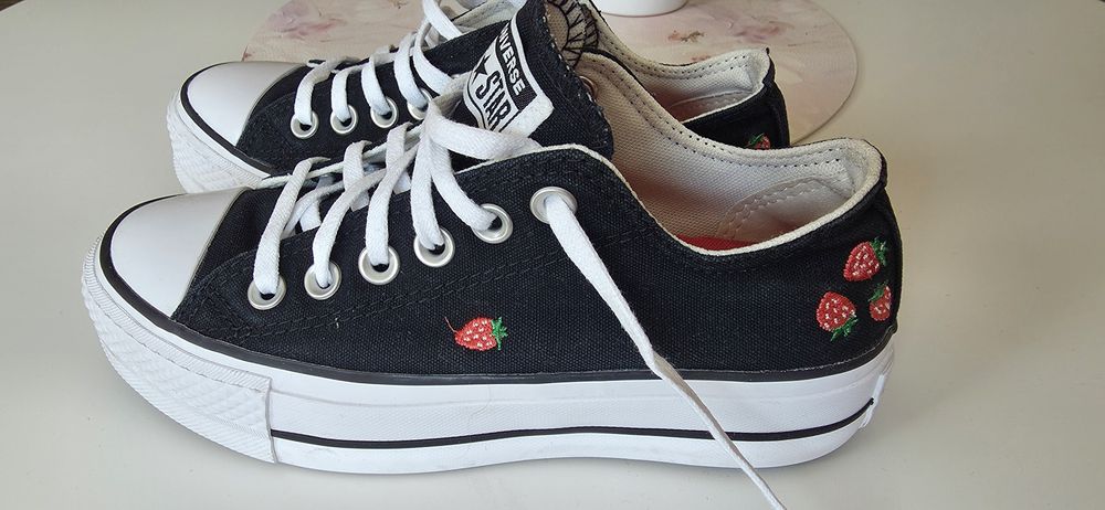 Дамски кецове Converse