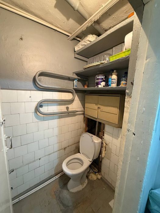 Чорсу Бозор 1/2/5/Без ремонт Срочно Сотилади