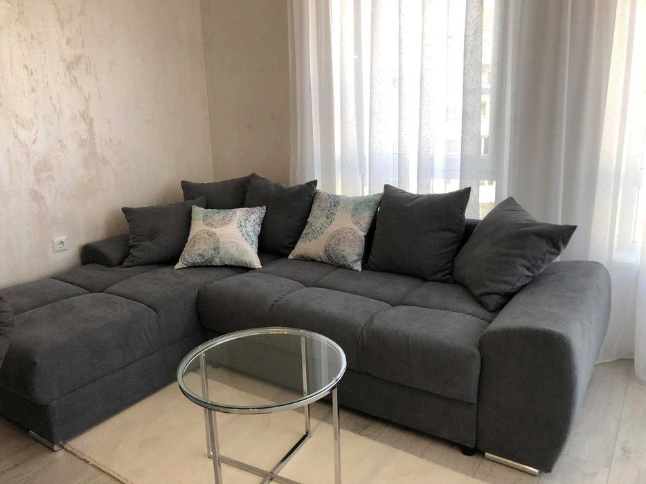 Дава се под наем Двустаен апартамент в Варна, Кайсиева градина - 60 кв.м за 398.82 € - Снимка #2