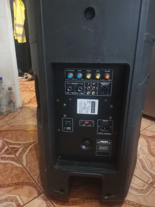 Boxa activa profesionala