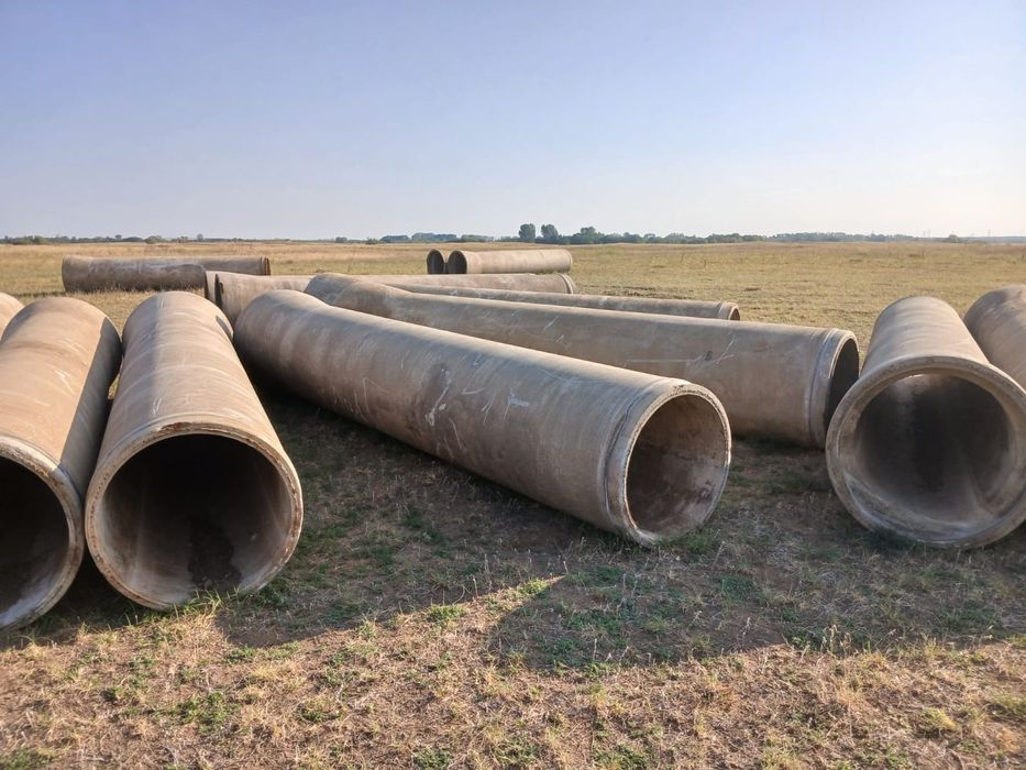 Tuburi de beton subtraversări sistem de canalizare