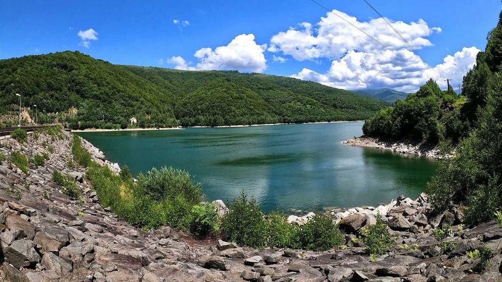 Teren intravilan 1.289 mp cu utilități, pregătit de construcție - Poiana Mărului, Jud. Caras-Severin