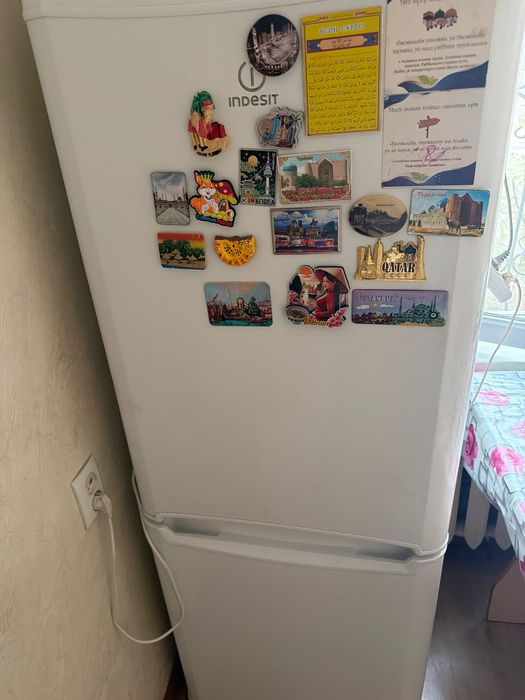 Холодильник. Бу. Нужен ремонт