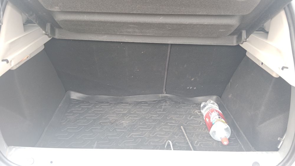 Продаю авто Рено сандеро