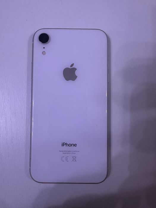 Продам Iphone XR 64GB