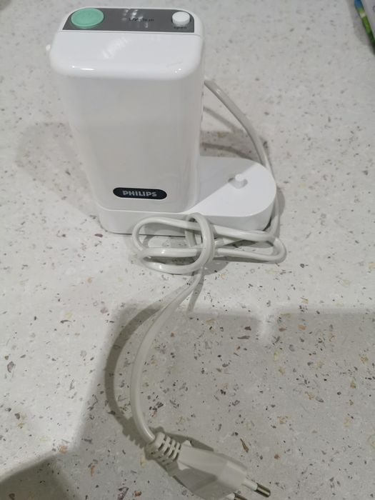 Încărcător periuta electrica Philips Sonicare + sterilizator UV