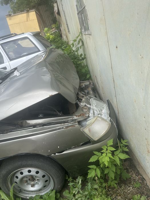 Продам машину 2110