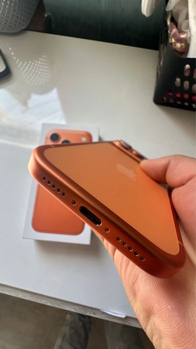 Iphone 17 pro 256gb на 3 дена