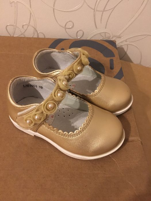 Туфелька для девочки