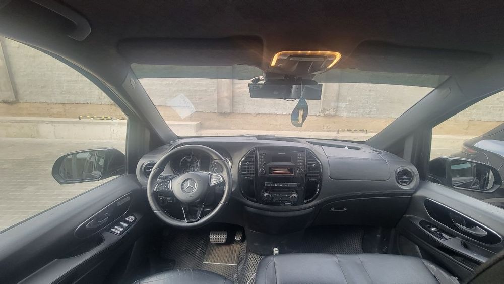 Mersades benz Vito
