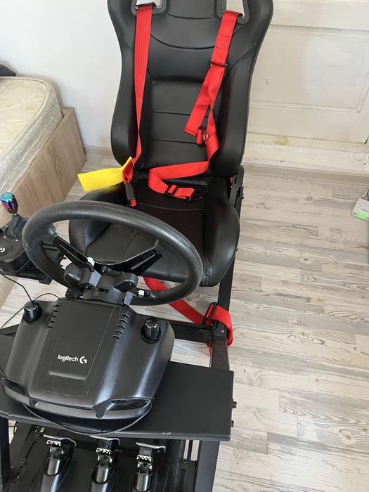 Volan Logitech g923+scaun racing wheel