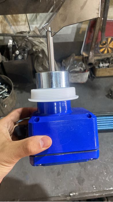 Датчик уровня сыпучих материалов