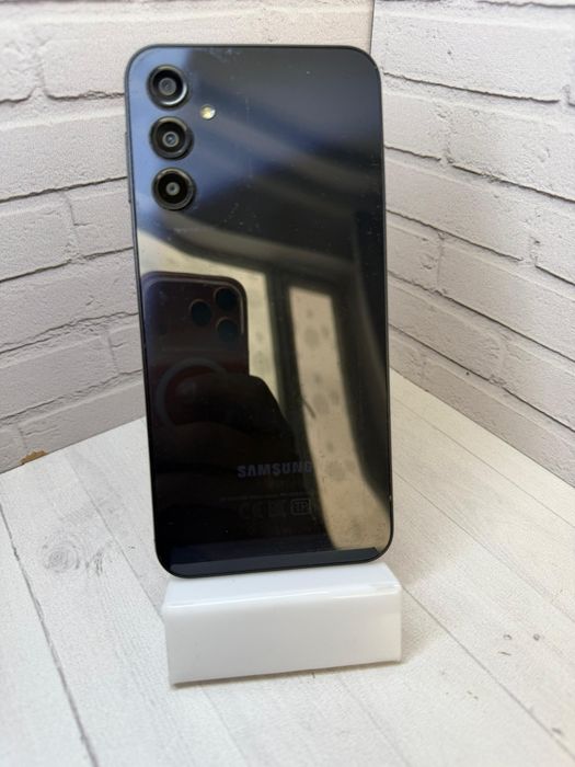 Samsung a24 128 gb Идеал