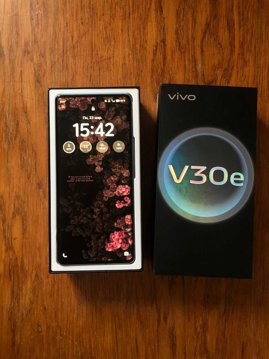 Смартфон Vivo V30e