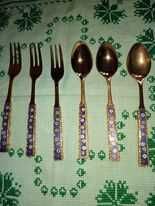 Позлатени чаени лъжички и десертни вилички