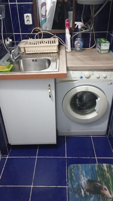 Închiriez garsonieră  zona islaz