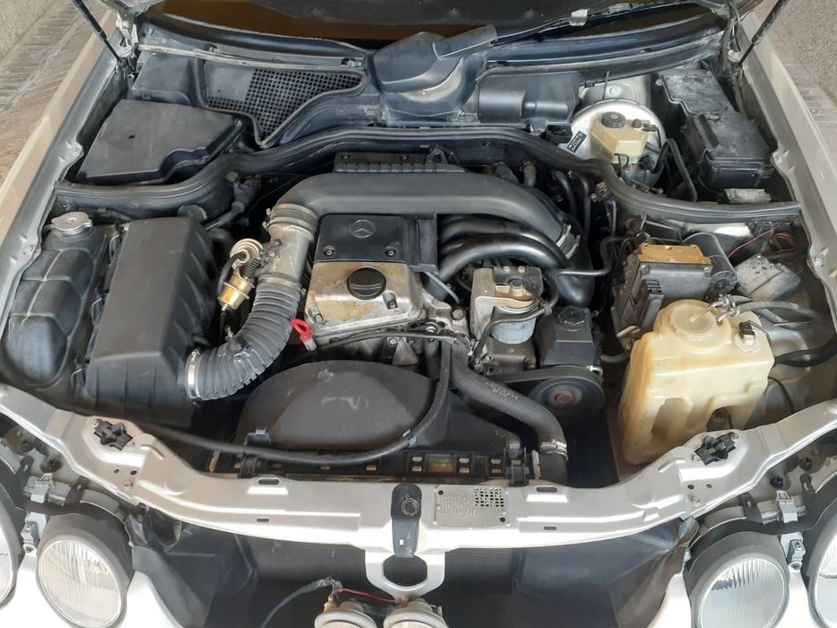 Mercedes W210 - Кам хайдалган, турган