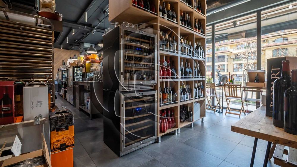 Дава се под наем Магазин в София, Симеоново - 163 кв.м за 3490.95 € - Снимка #1