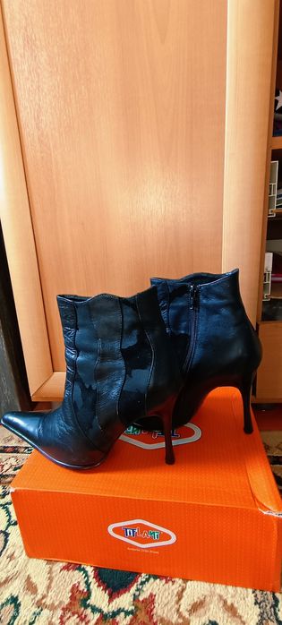 Обувь туфли и сапоги