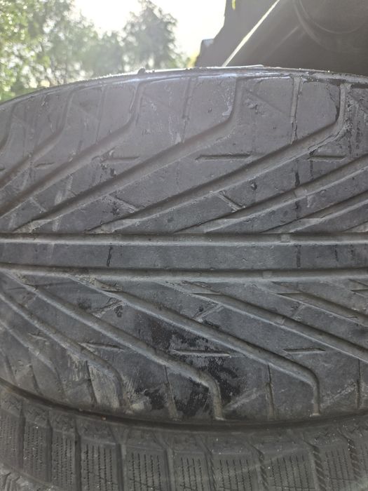 Комплект по парам 245/40/18