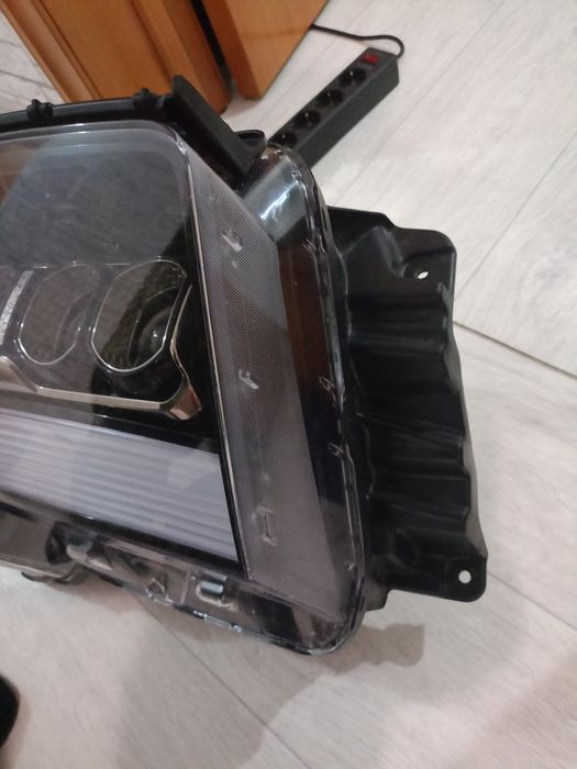 Продам фару Hyundai  Palisade