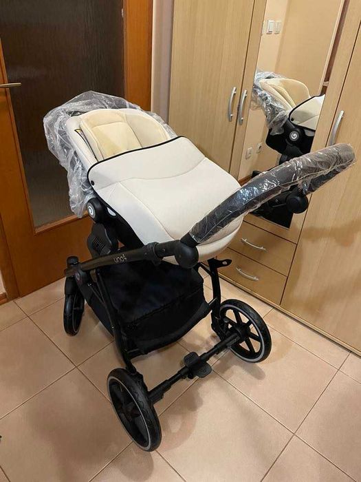 Детска количка+кош за кола TUTIS