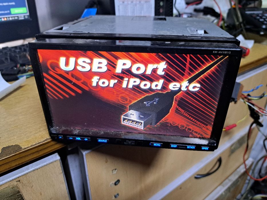 Мултимедия JVC kw AVX 810  SD card. USB  .Bluetooth. navigation