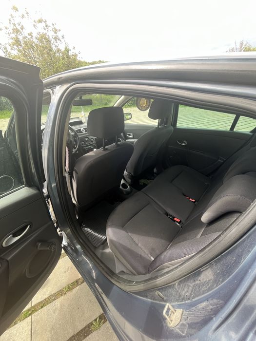 Renault   Clio   .