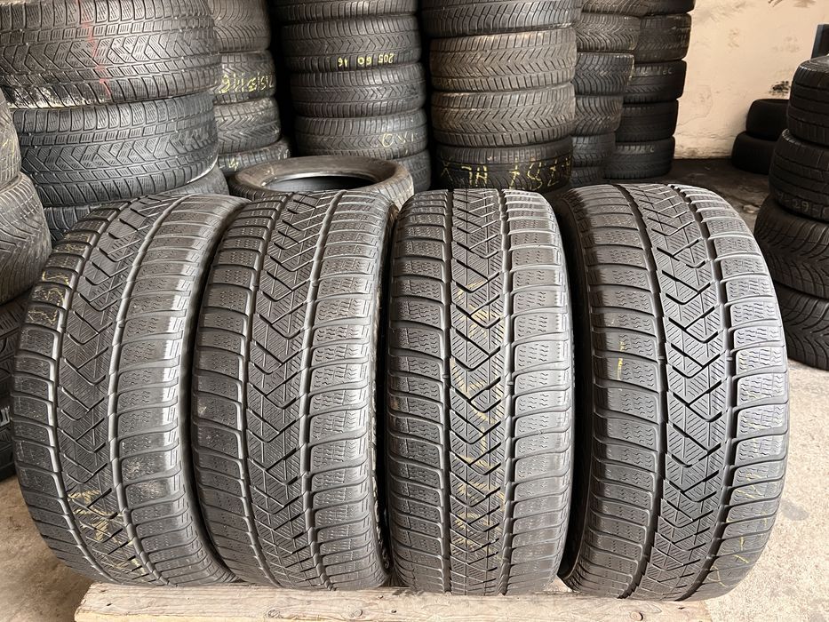 4 anvelope iarna 235/45/18 , pirelli !