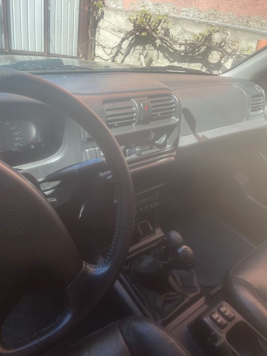 Opel frontera de vânzare