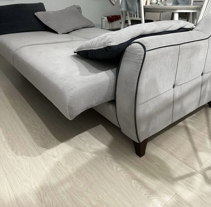 Серый диван раздвижной