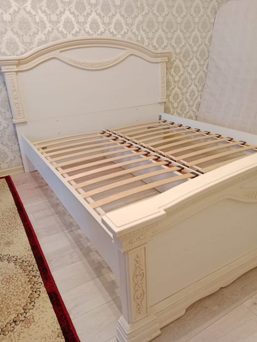 Кровать двухместный