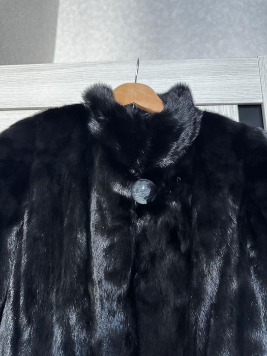 Продам норковую шубу