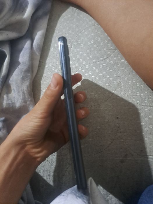 Telefon a13 ecran spart